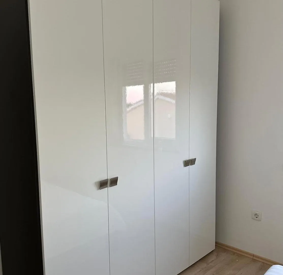 Apartman Lorenzo Apartment Liznjan 0*,